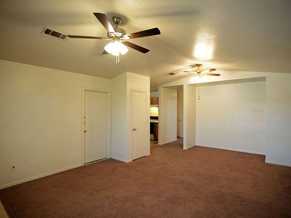 3rd image of 5302 Morning Glen Ln APT B