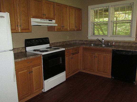 2nd image of 1131 Blue Ridge Dr