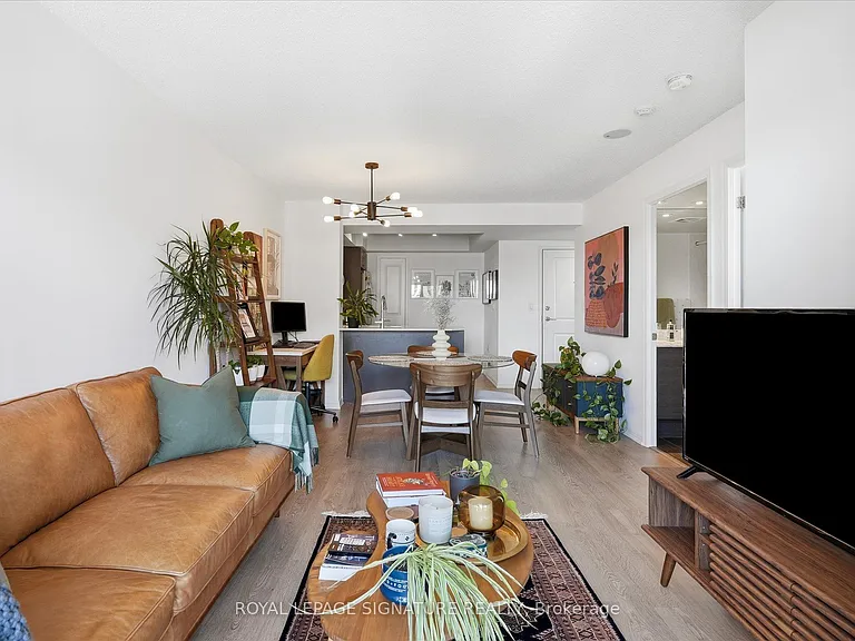 125 Western Battery Rd #1516 — Photo 6