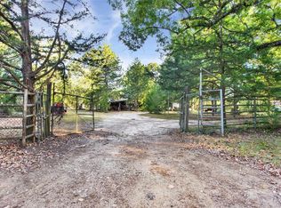 4932 Duff Rd, Livingston, TX 77351