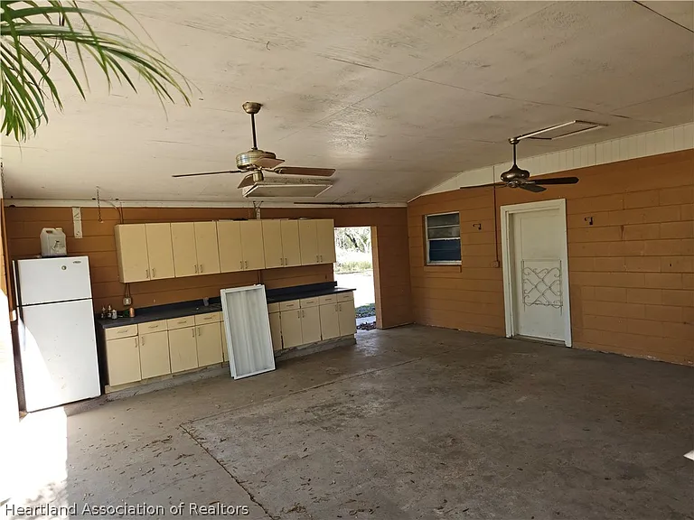 1701 County Road 731 — Photo 12