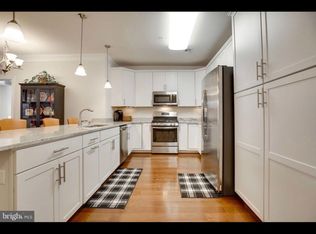 13740 Endeavour Dr APT 504, Herndon, VA 20171