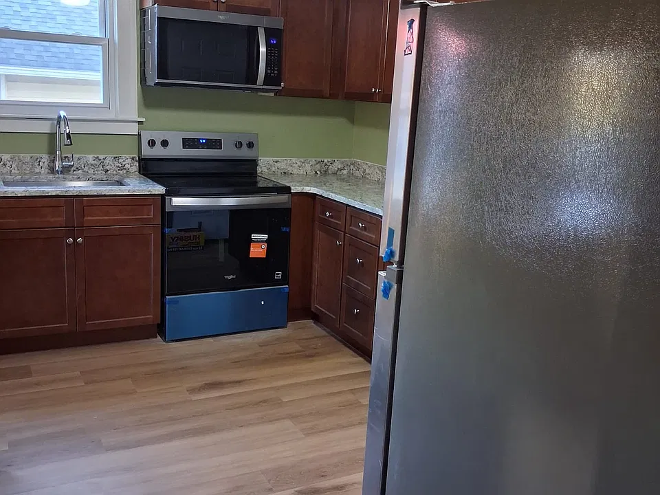 31 Barber St #2