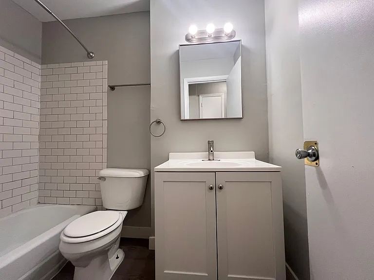 3885 N Humboldt Blvd — Photo 25