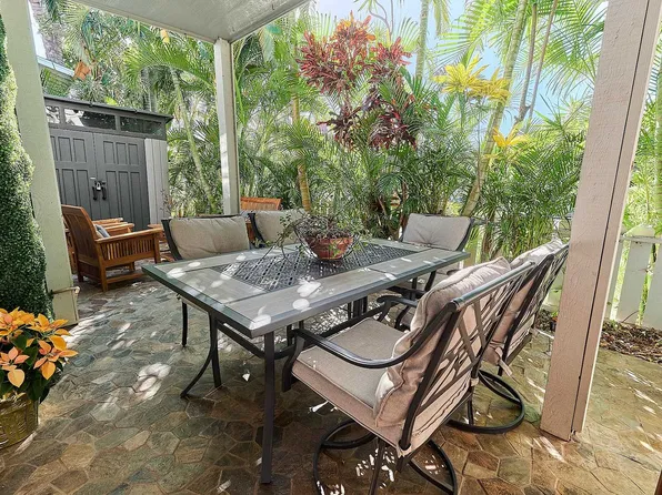 160 Keonekai Rd APT 11-103, Kihei, HI 96753