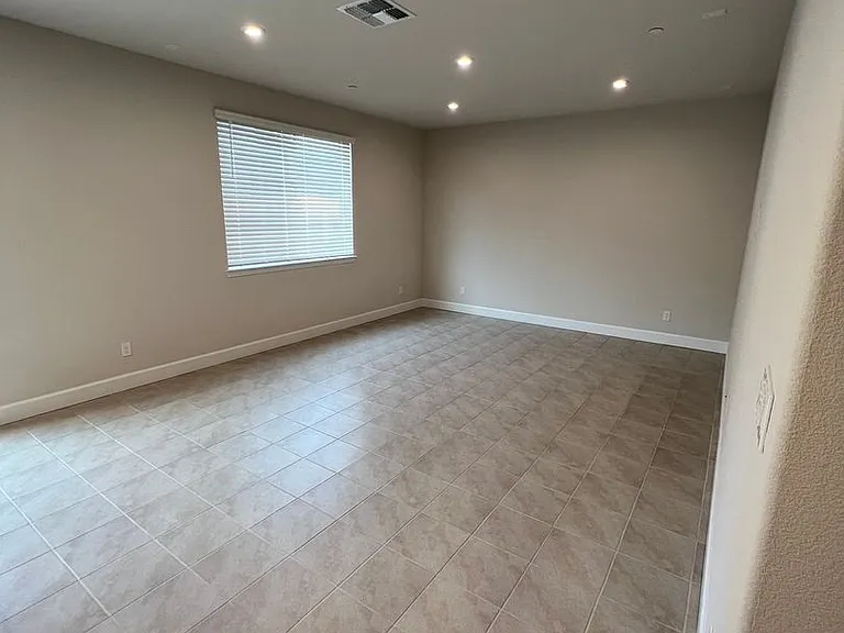 4310 White Fir Loop — Photo 5