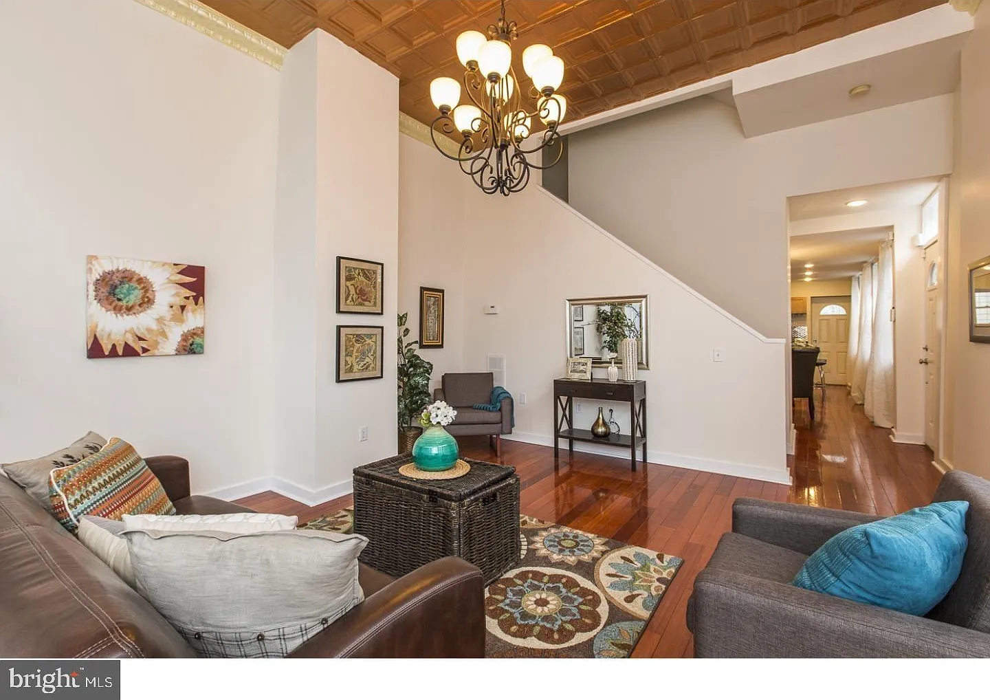 3 bed, 2.5 bath, 1720 sqft, $3,000 — Photo 4