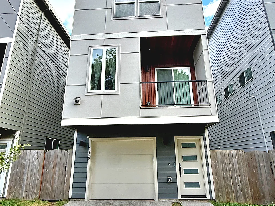 4209 SE 80th Ave
