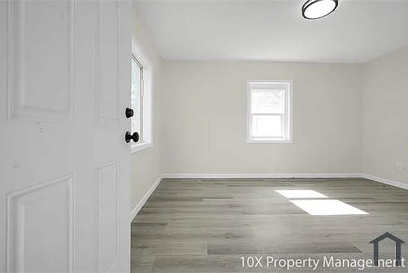 1 bed, 640 sqft, $600 — Photo 3