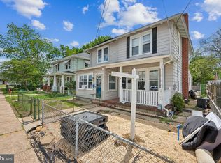 36 Lee St, Riverside, NJ 08075