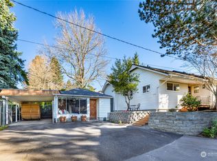 12526 39th Ave NE, Seattle, WA 98125