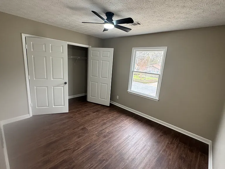 6307 Olde Towne Dr #C — Photo 9