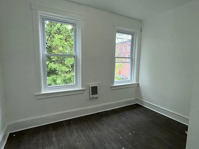 19 E Ingham Ave — Photo 13