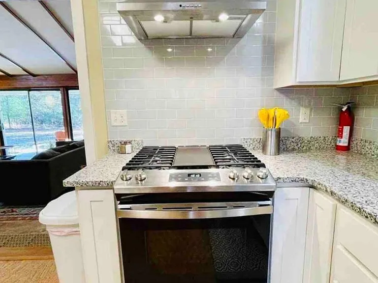 1655 N Broadview Dr — Photo 18
