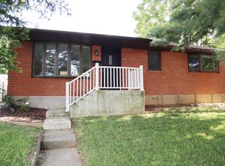 96 Kiernan Ave, Hellertown, PA 18055