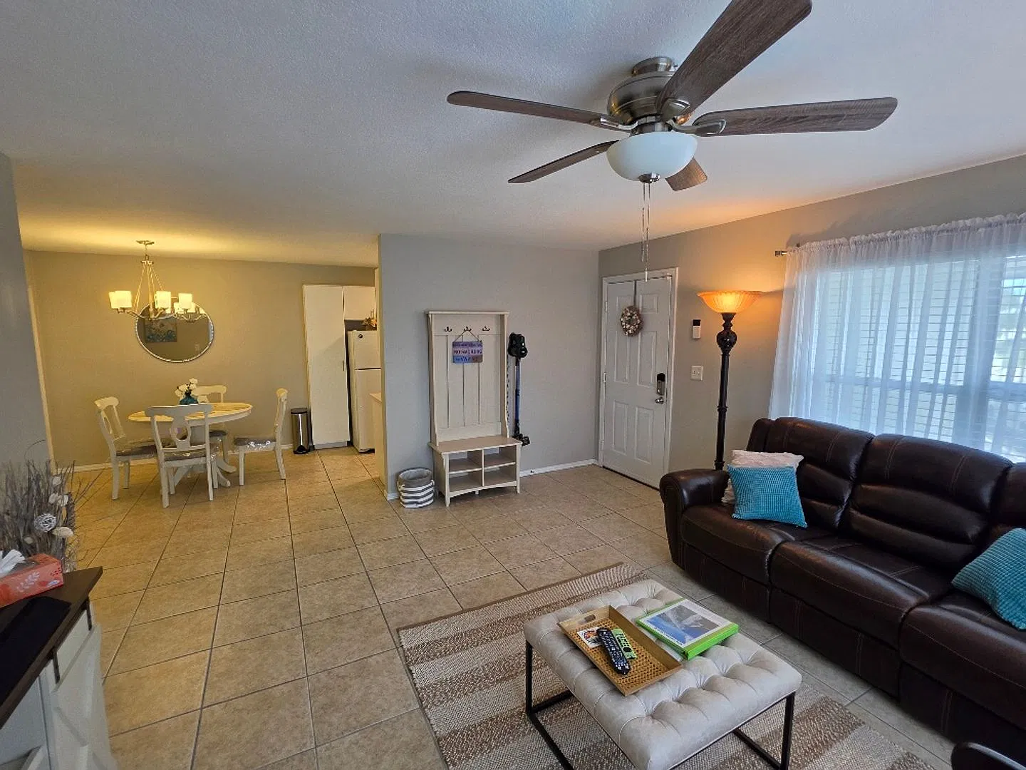 Charming Fully Furnished 2-Bedroom, 2-Bath Condo in Kiawah Bay — Photo 3