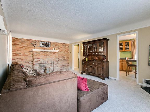 3rd image of 3741 Reservoir Blvd NE