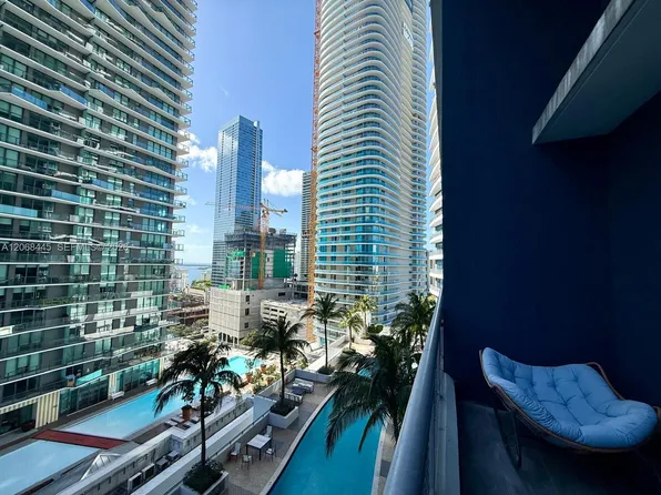 60 SW 13th St, Miami, FL