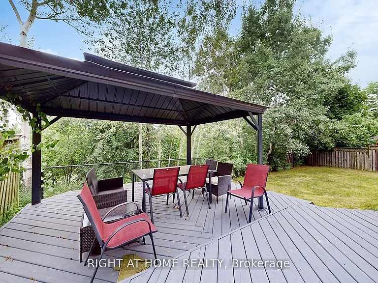 5160 Ravine Cres — Photo 10