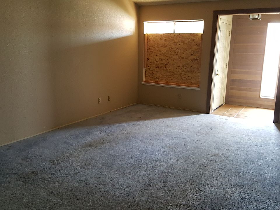 2nd image of 7911 Orchard Woods Cir