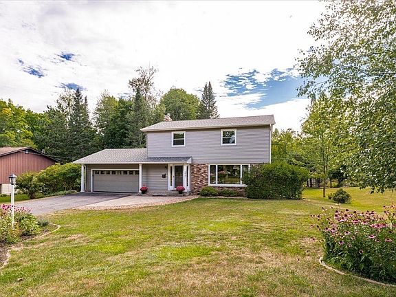 2nd image of 1947 Hartley Rd