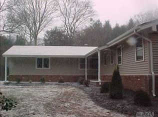 539 Old Country Rd, Huntington Station, NY 11746