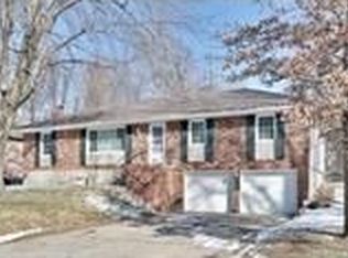 1300 SW Kings Cross Rd, Blue Springs, MO 64014