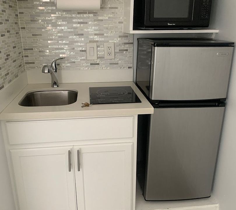 1st image of 5465 E 2nd St APT 4
