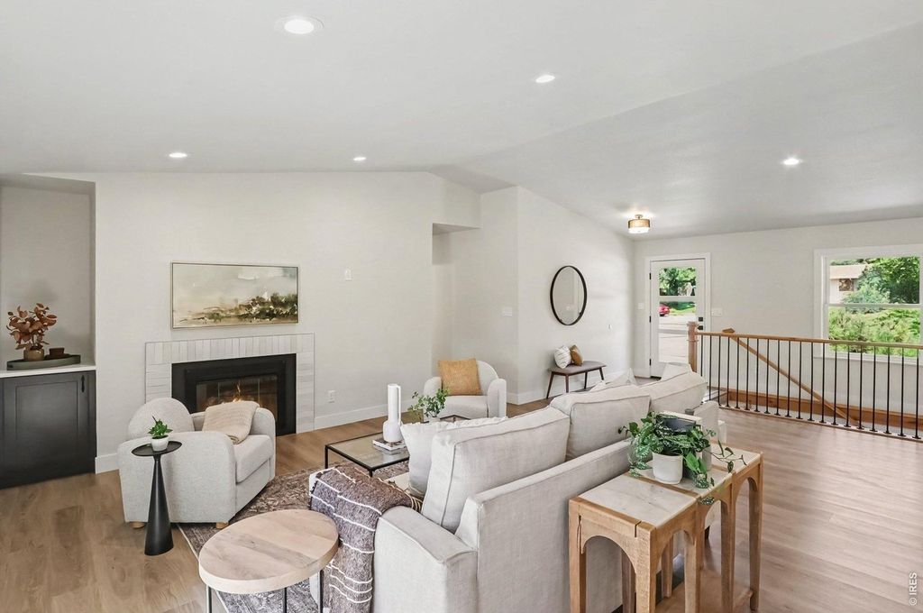 1817 Cannes Ct