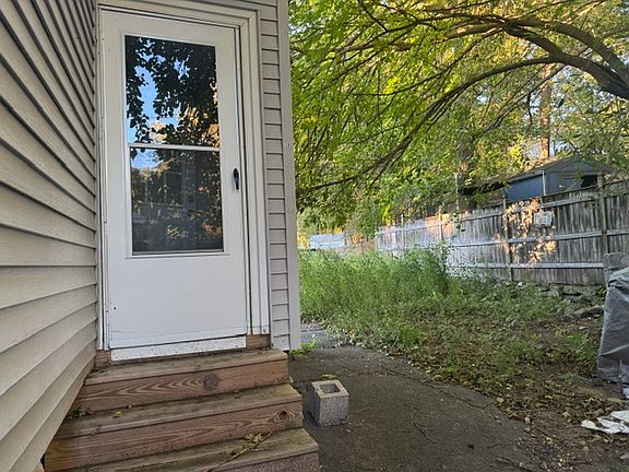 2nd image of 95 N Main St #B
