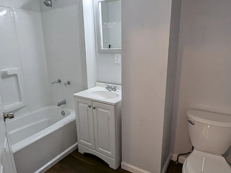 25 Jones St — Photo 9