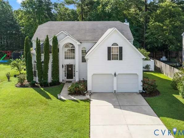 6924 Lakeside Dr, Hayes, VA 23072