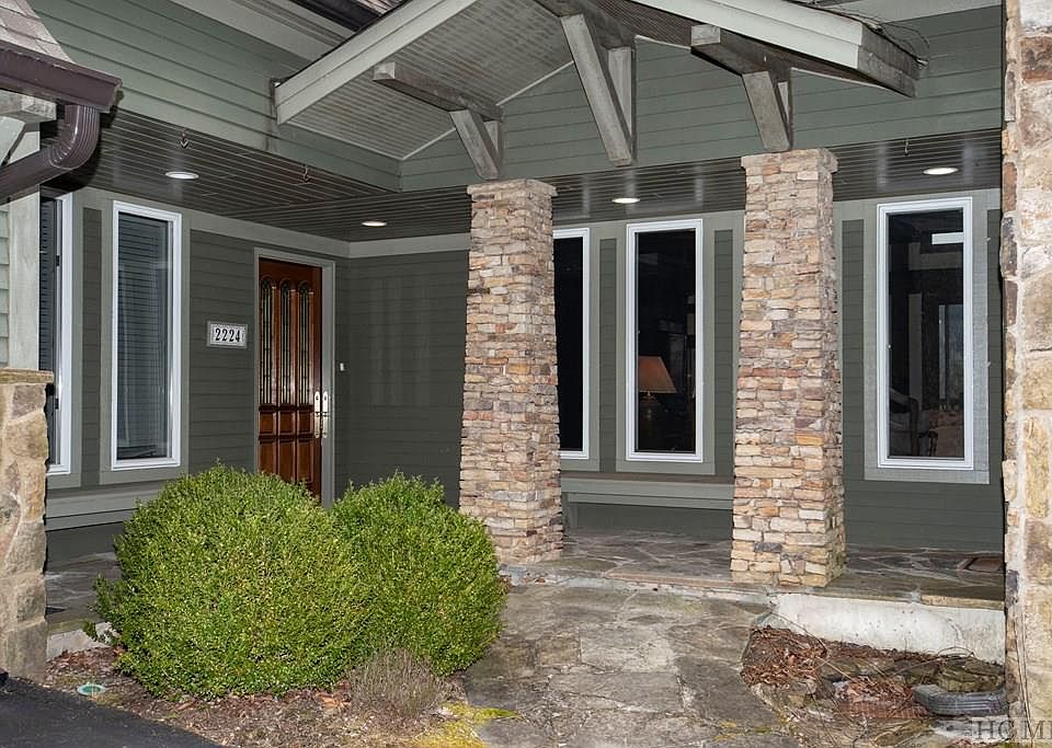 2224 Upper Divide Rd, Highlands, NC 28741 Zillow