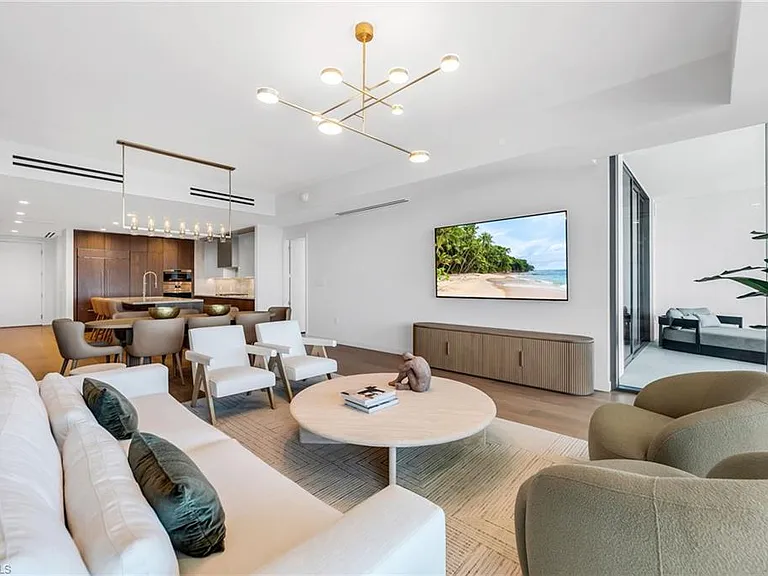 5100 Seagrass Blvd #802 — Photo 4