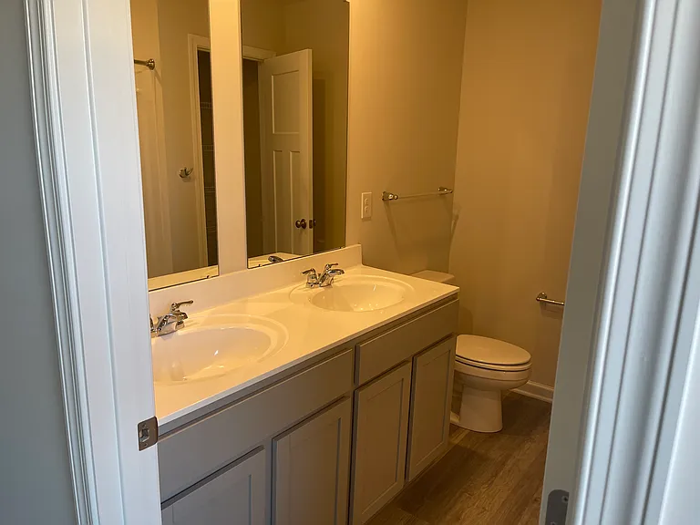 303A Affinity Dr — Photo 14