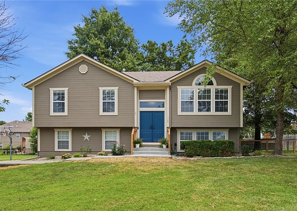1st image of 1400 Aspen Dr