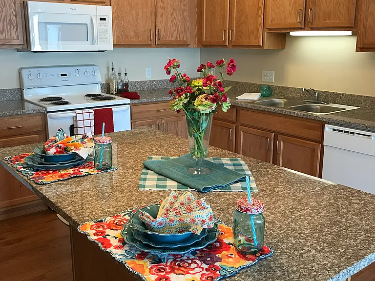 Citadel Apartments — Photo 7