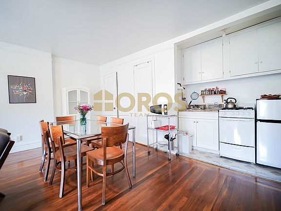 4th image of 274 E 10th St #5A