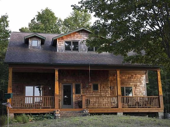 3rd image of 10484 S Leelanau Way