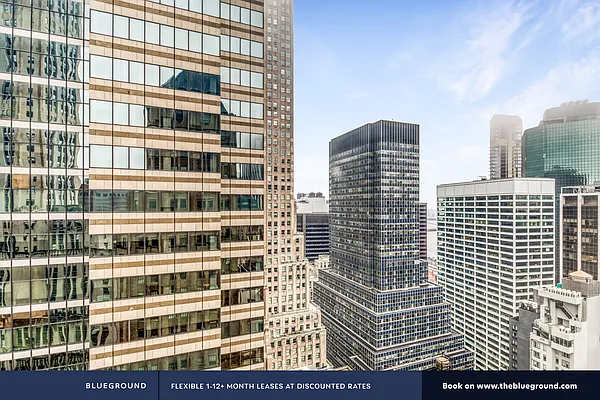 Rented by The Blueground | media 52