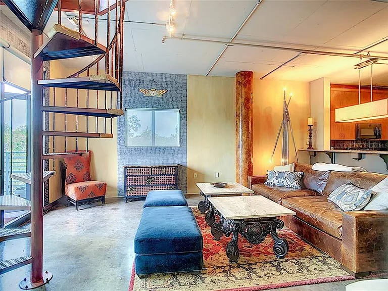 10 N Summerlin Ave #30 — Photo 11