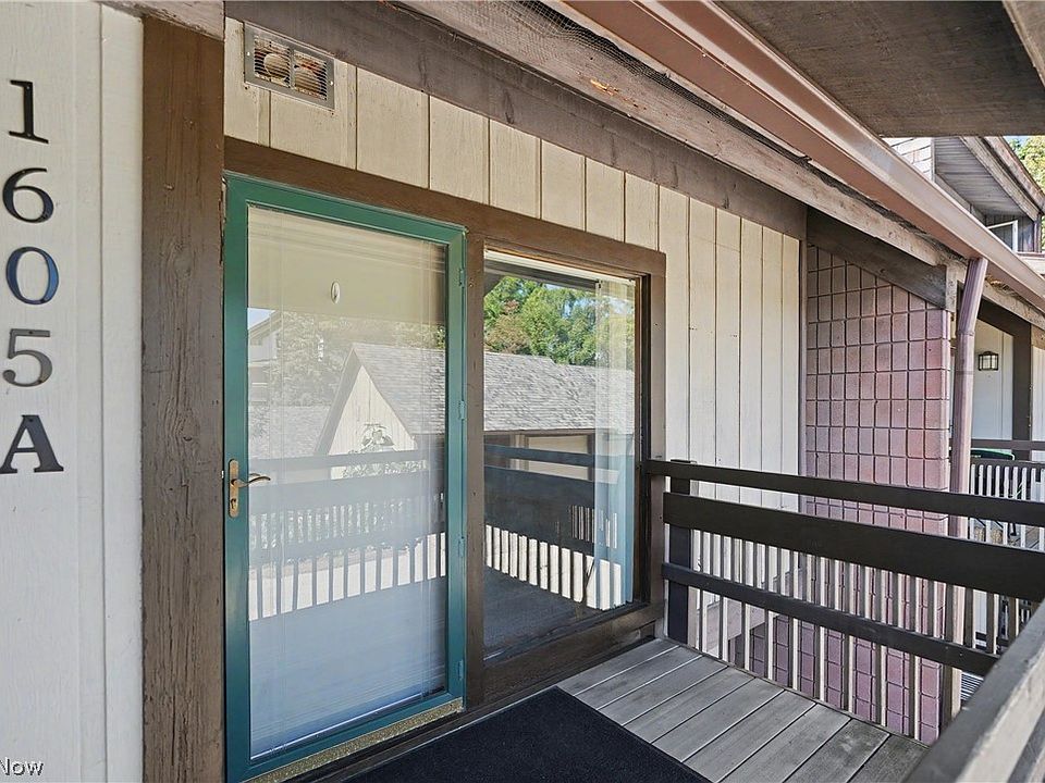 1st image of 1605 Treetop Trl APT A