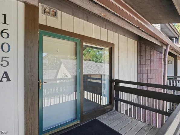 1605 Treetop Trl APT A, Akron, OH 44313