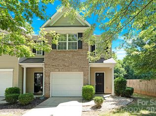7723 Abigail Glen Dr, Charlotte, NC 28212