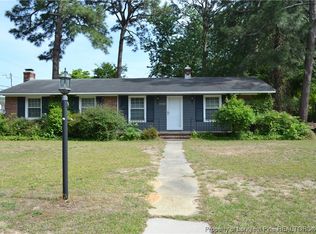 4201 Coventry Rd, Fayetteville, NC 28304