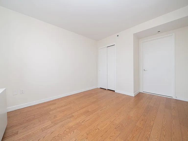 75-25 153rd St #1003 — Photo 12