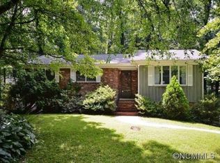 211 Fallen Timber Rd, Hendersonville, NC 28791