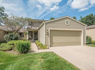 669 Woodcreek Cir, Saline, MI 48176