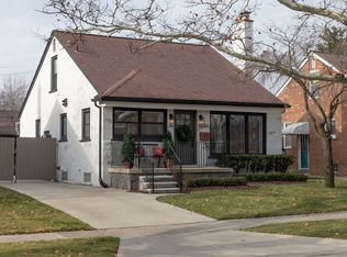 1826 E Melton Rd, Birmingham, MI 48009