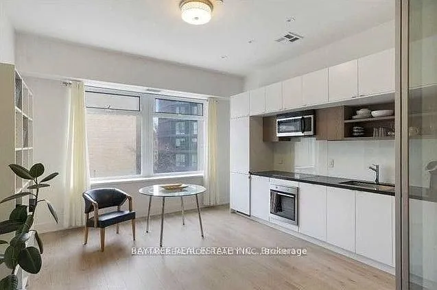 111 Saint Clair Ave W #1026 — Photo 3